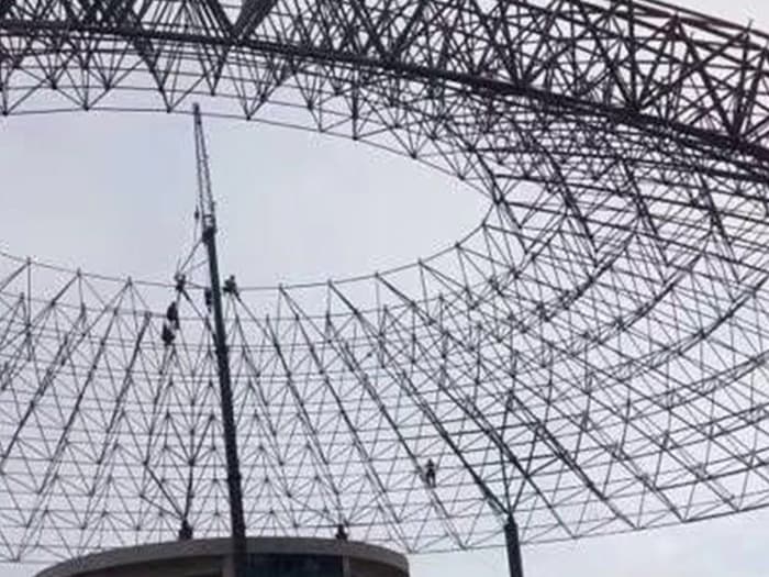 江阴篮球馆球形网架厂家价格