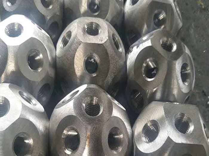 江阴螺栓球网架杆件制作